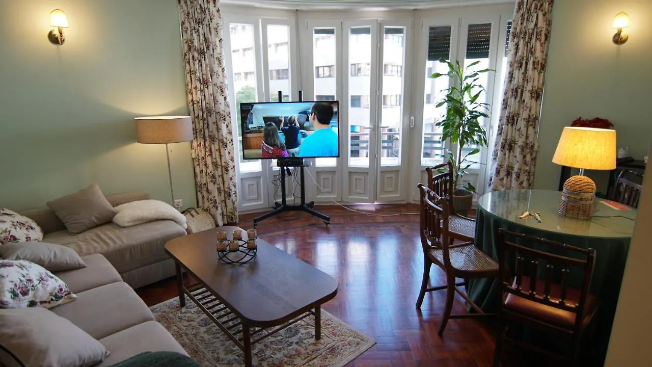 Avenida Cozy Apartment Lisbon Portugal